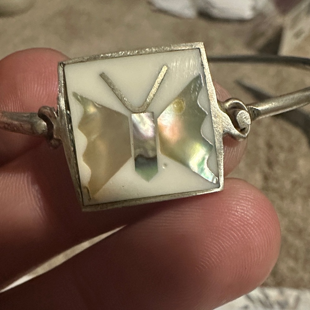 Alpaca Butterfly Bangle - Picture 3 of 3